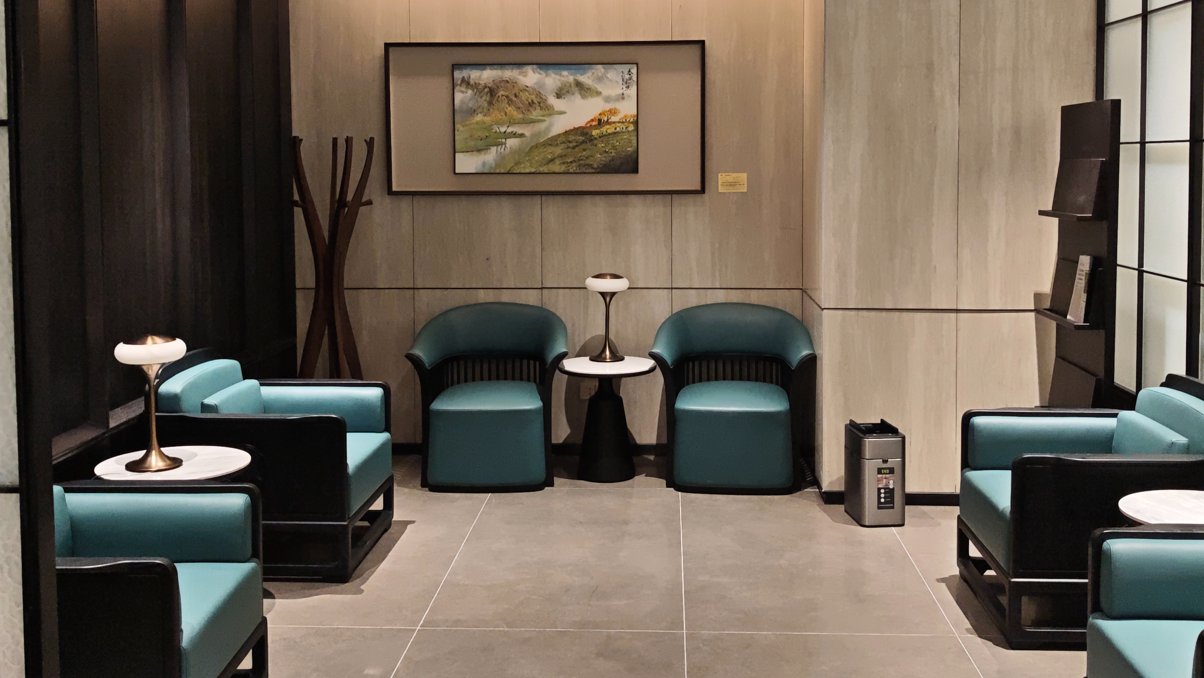 L33 Lounge (T3 Domestic) business lounge at Guangzhou Baiyun International Airport (CAN)