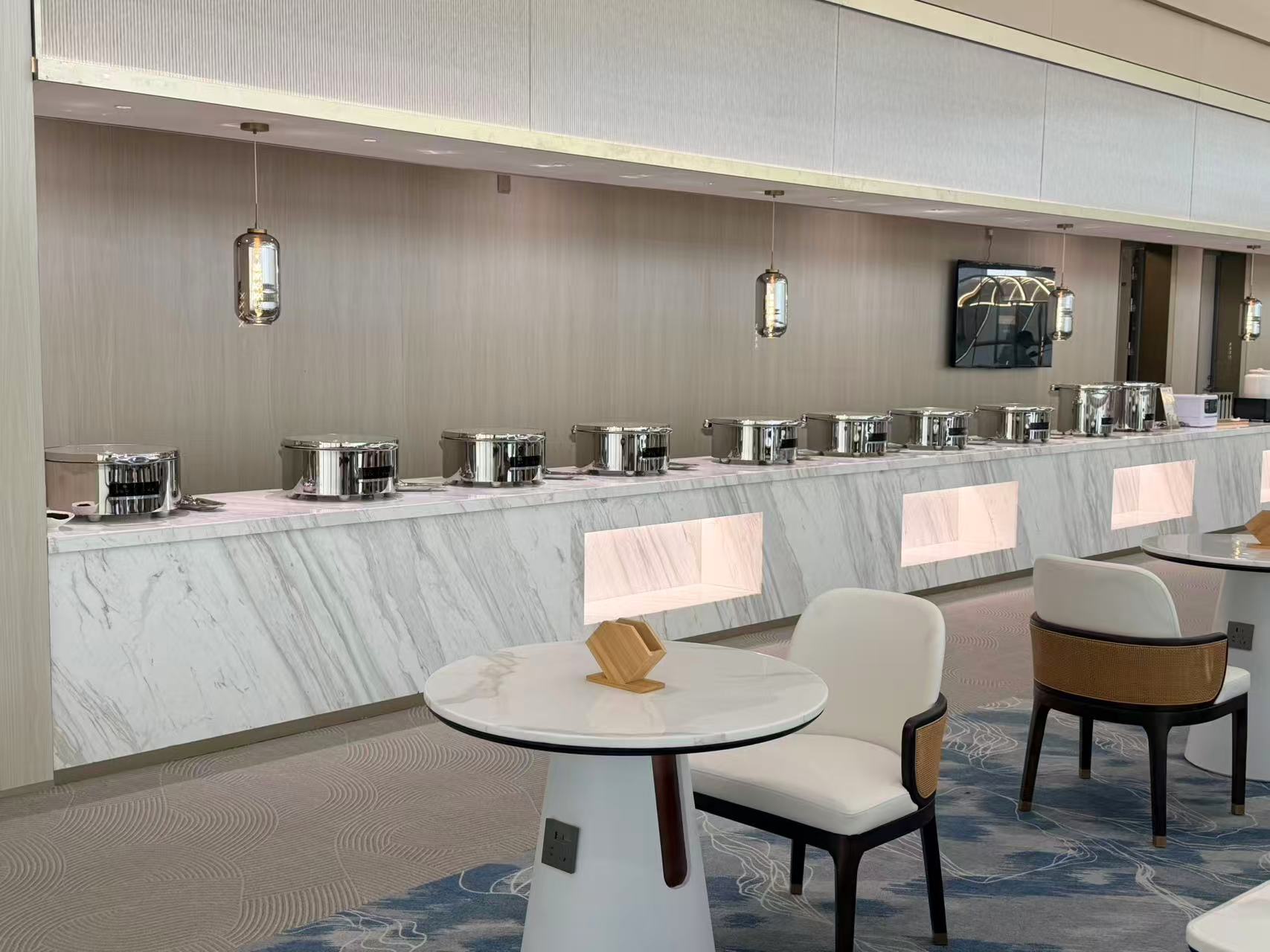 V6 First Class Lounge (T3 Domestic) business lounge at Sanya Phoenix International Airport (SYX)