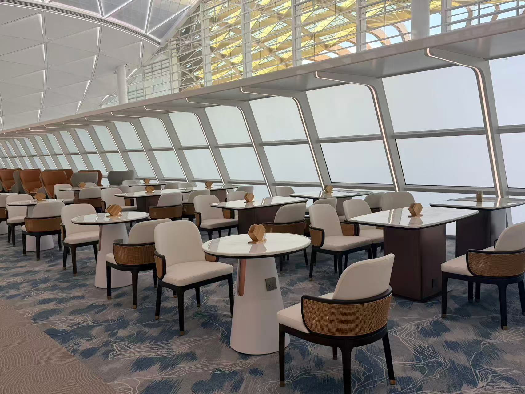 V6 First Class Lounge (T3 Domestic) business lounge at Sanya Phoenix International Airport (SYX)