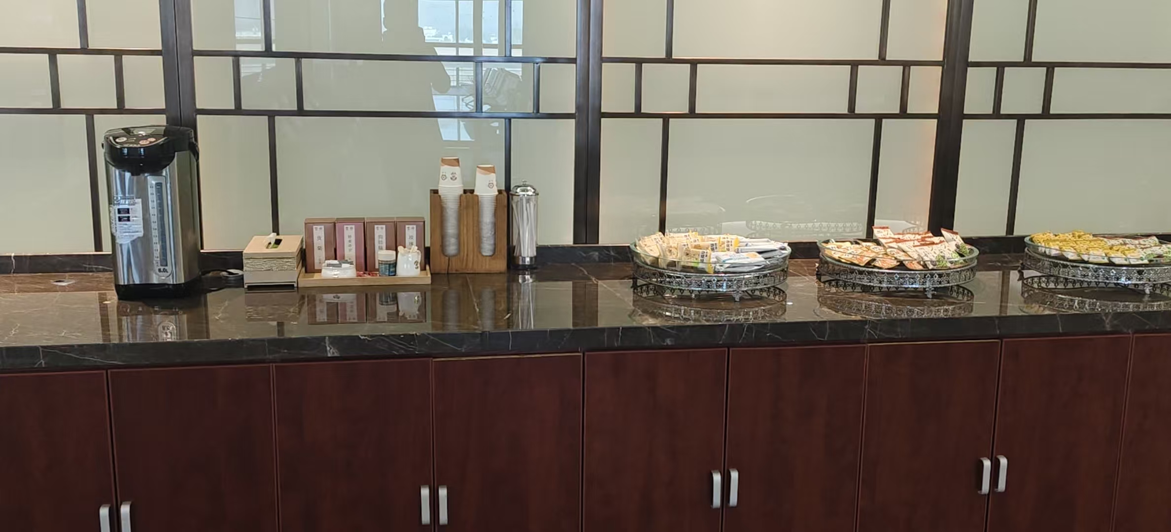 First and Business Class Lounge (T1 International) business lounge at Nanchang Changbei International Airport (KHN)