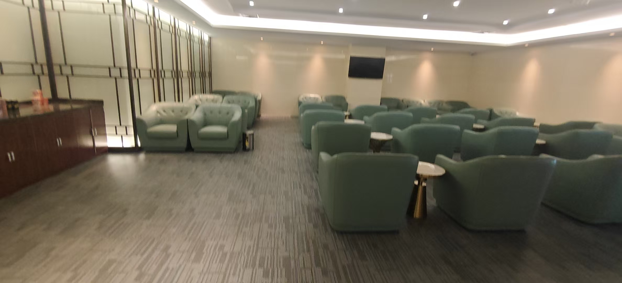 First and Business Class Lounge (T1 International) business lounge at Nanchang Changbei International Airport (KHN)