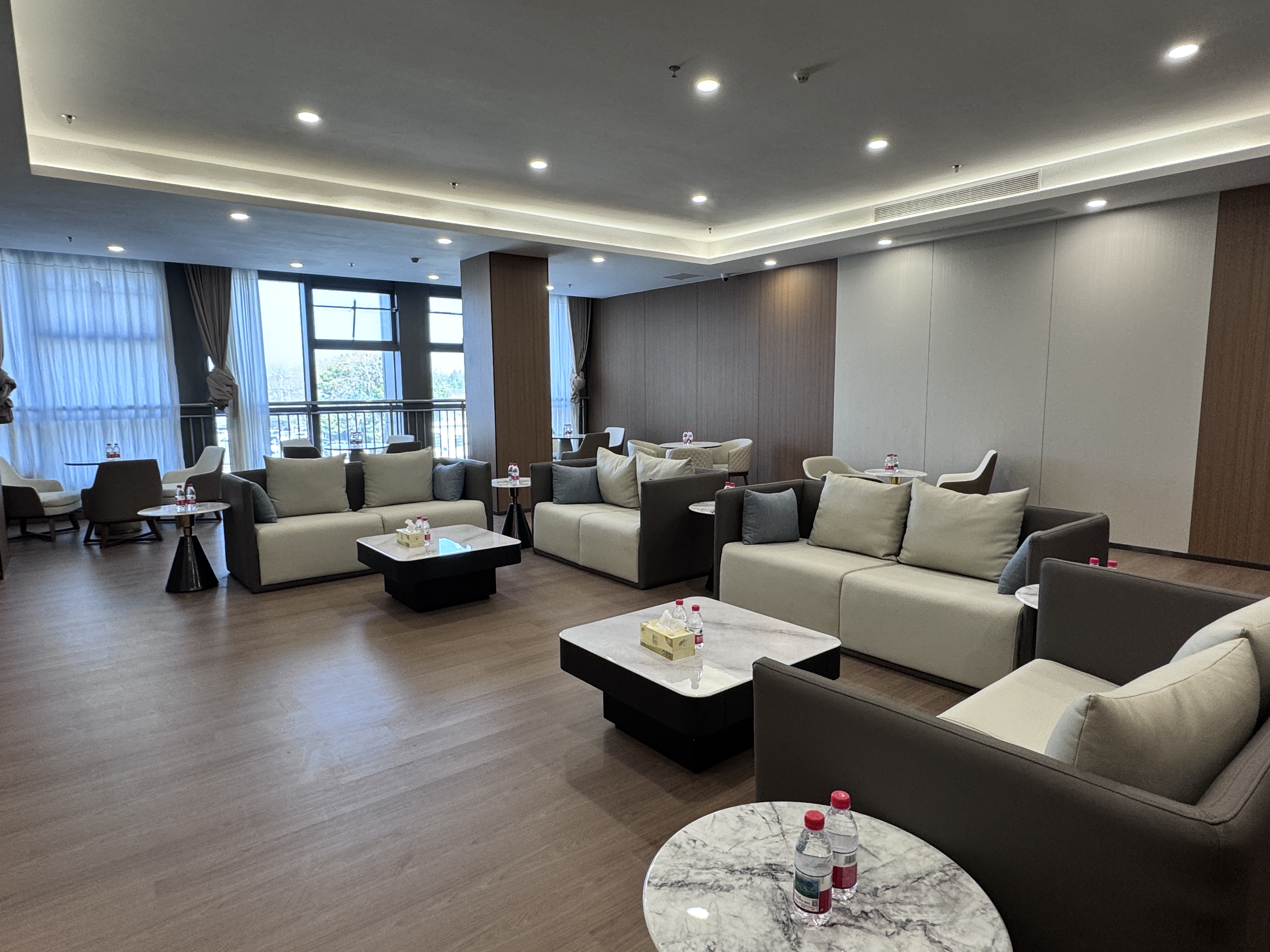 6号休息室(主航站楼) business lounge at Quzhou Airport (JUZ)