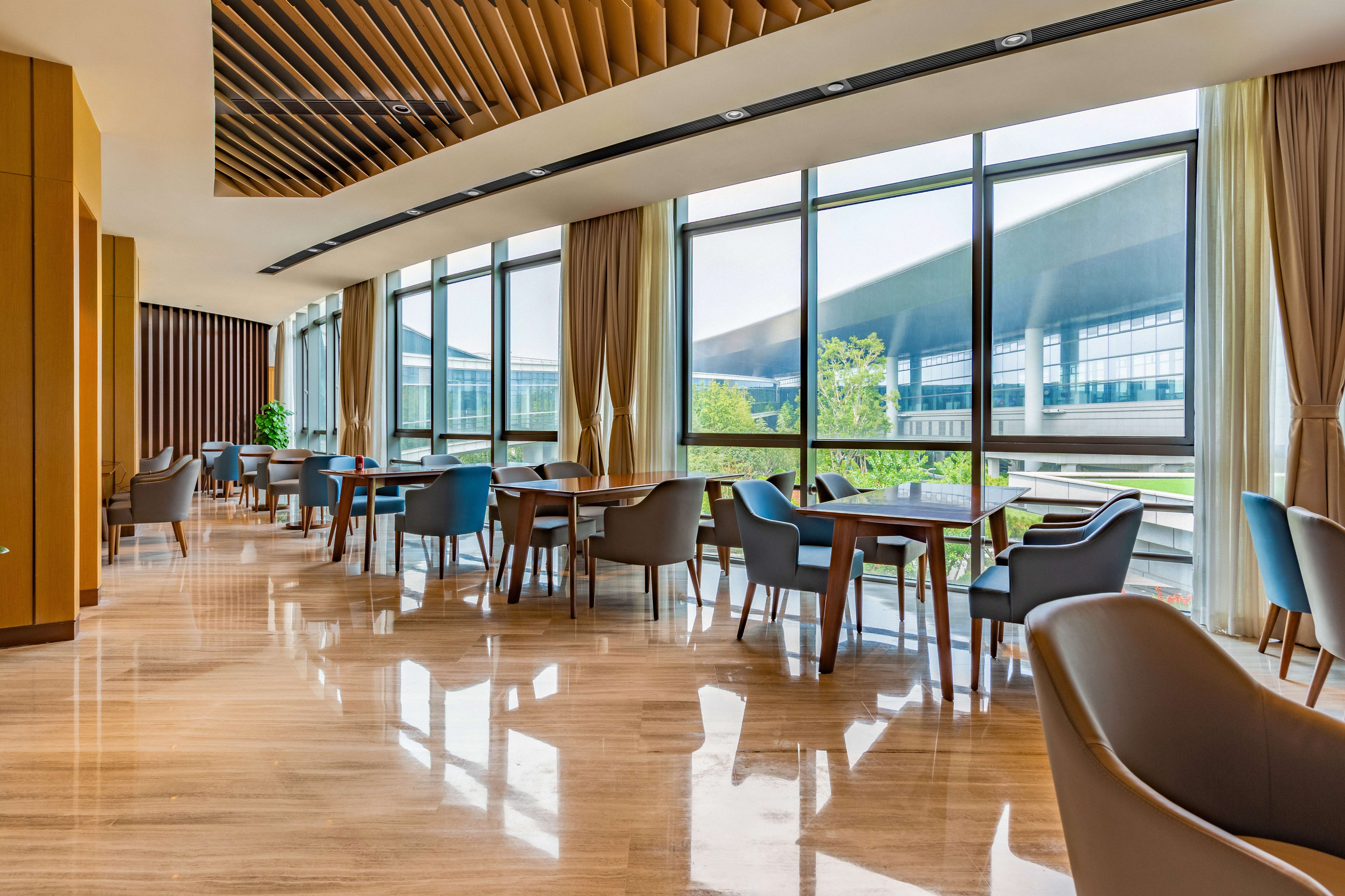 国际环亚机场贵宾室 business lounge at Qingdao Liuting International Airport (TAO)