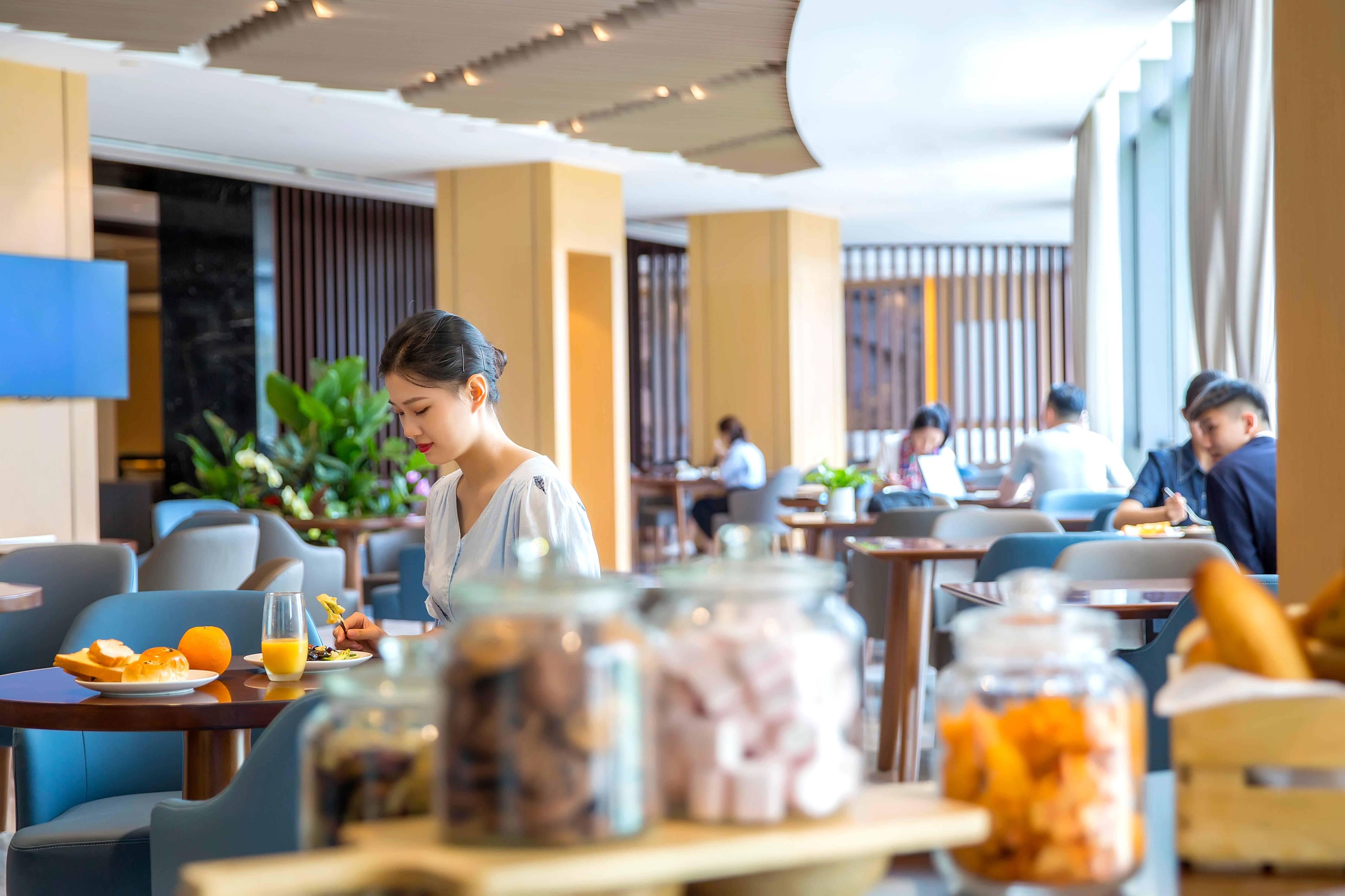 国际环亚机场贵宾室 business lounge at Qingdao Liuting International Airport (TAO)