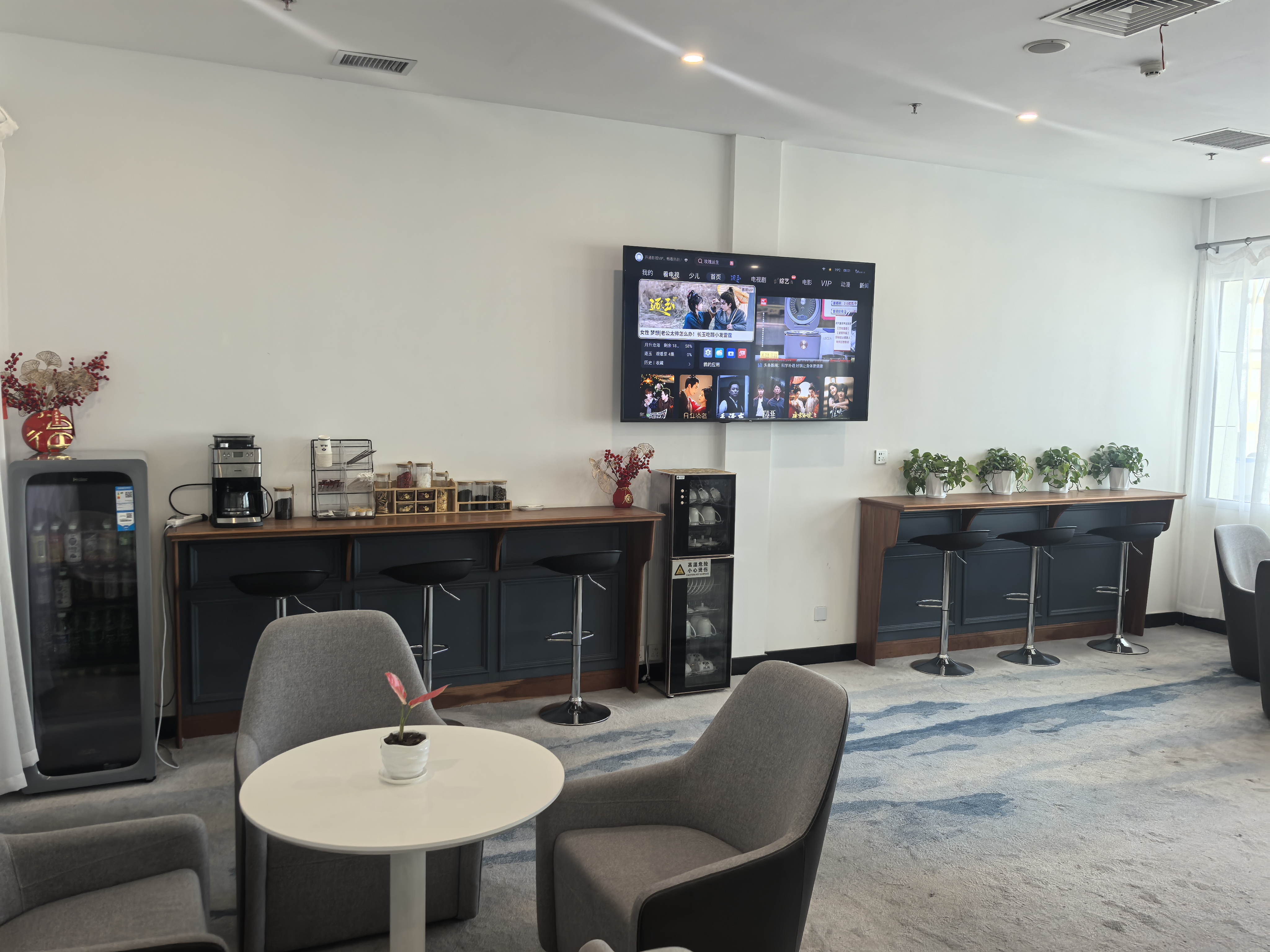 头等舱候机室2（国内） business lounge at Jixi Airport (JXA)