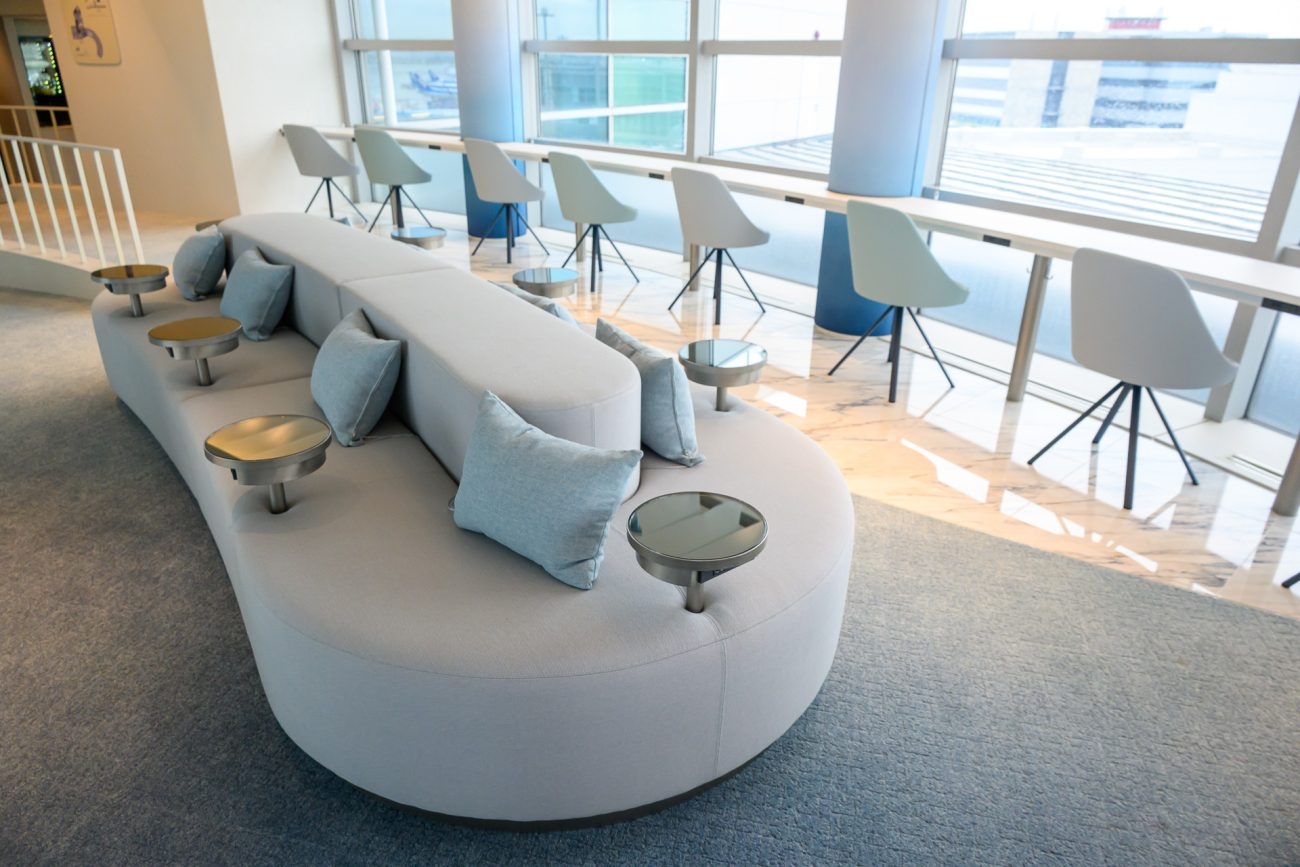 Lounge Us business lounge at Haneda Airport (HND)