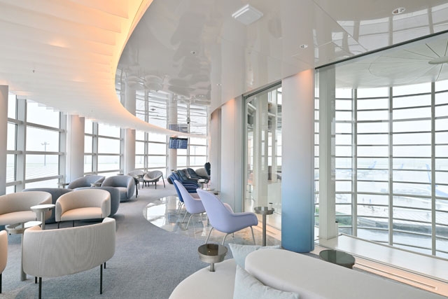 Lounge Us business lounge at Haneda Airport (HND)