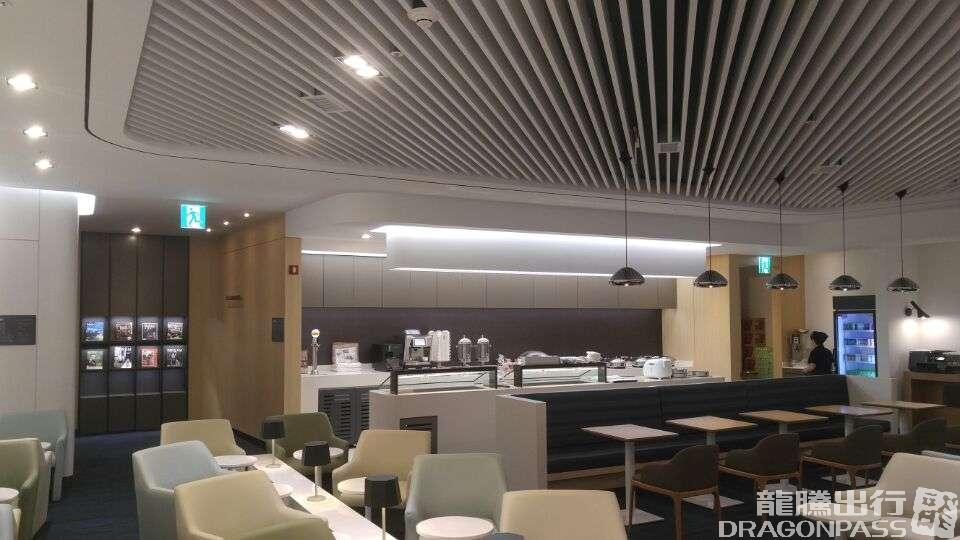 Sky Hub Lounge (Intl - Concourse A) business lounge at Incheon International Airport (ICN)