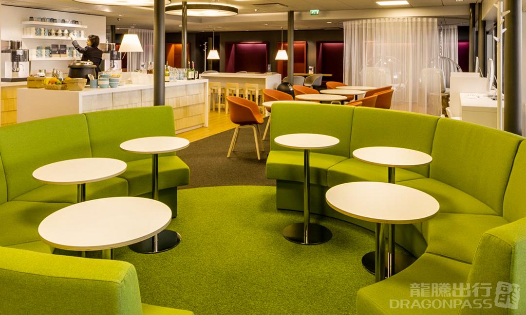 Aspire Lounge business lounge at Helsinki-Vantaa Airport (HEL)