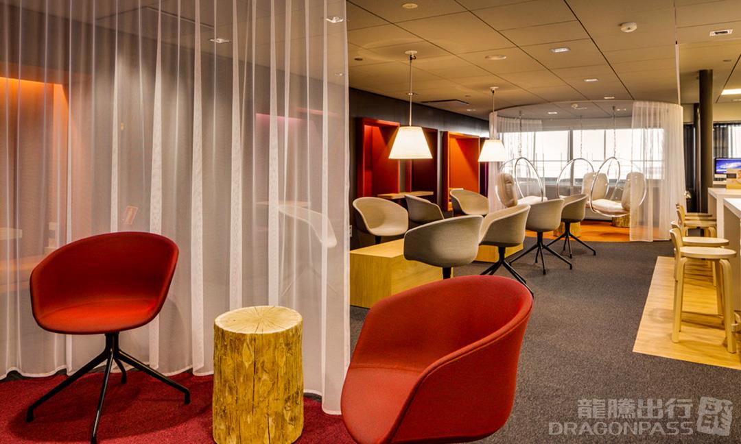 Aspire Lounge business lounge at Helsinki-Vantaa Airport (HEL)