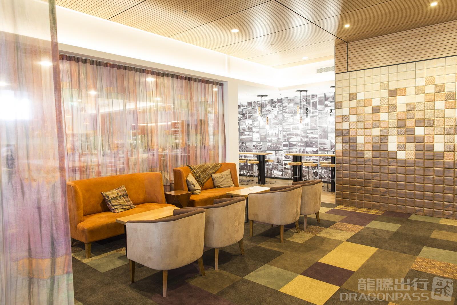 Manaia Lounge business lounge at Queenstown Airport (ZQN)