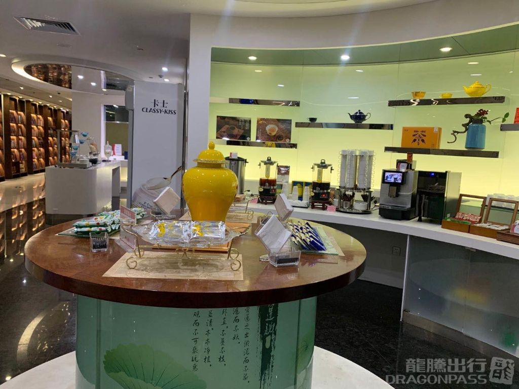 China Southern Sky Pearl Club V2 business lounge at Shenzhen Bao'an International Airport (SZX)
