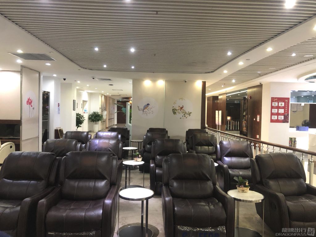 China Southern Sky Pearl Club V2 business lounge at Shenzhen Bao'an International Airport (SZX)
