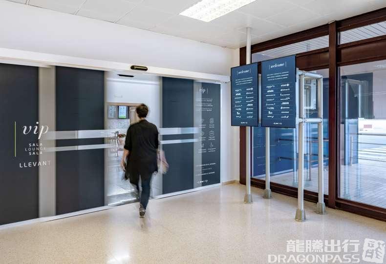Sala VIP Llevant business lounge at Palma de Mallorca Airport (PMI)