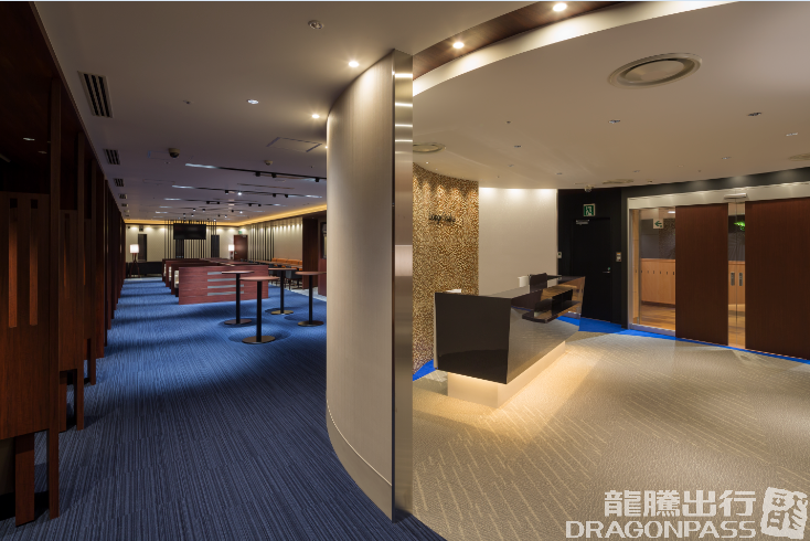 Lounge Osaka business lounge at Itami Airport (ITM)