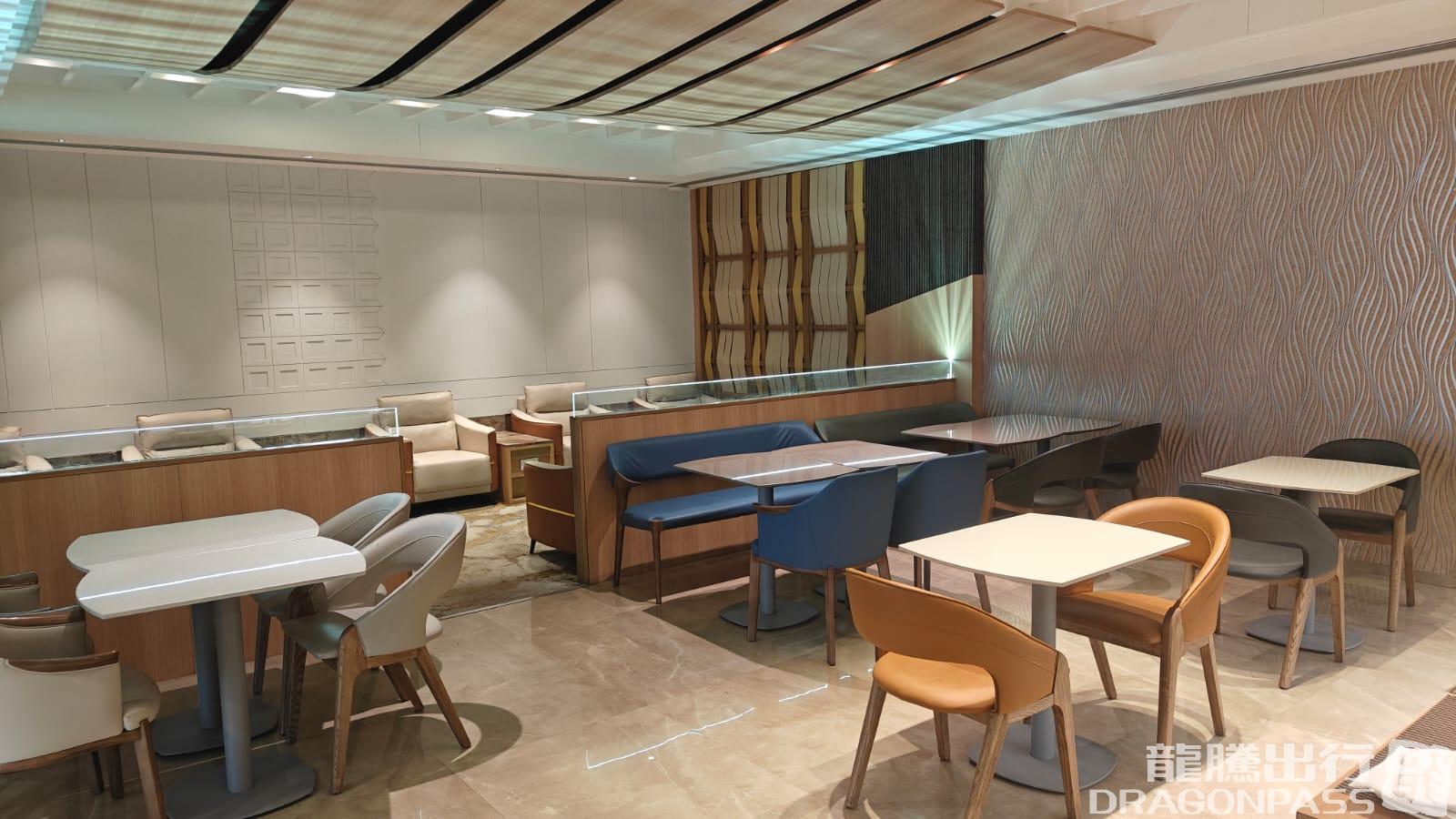 Elysian Lounge - Domestic business lounge at Pune Airport (PNQ)