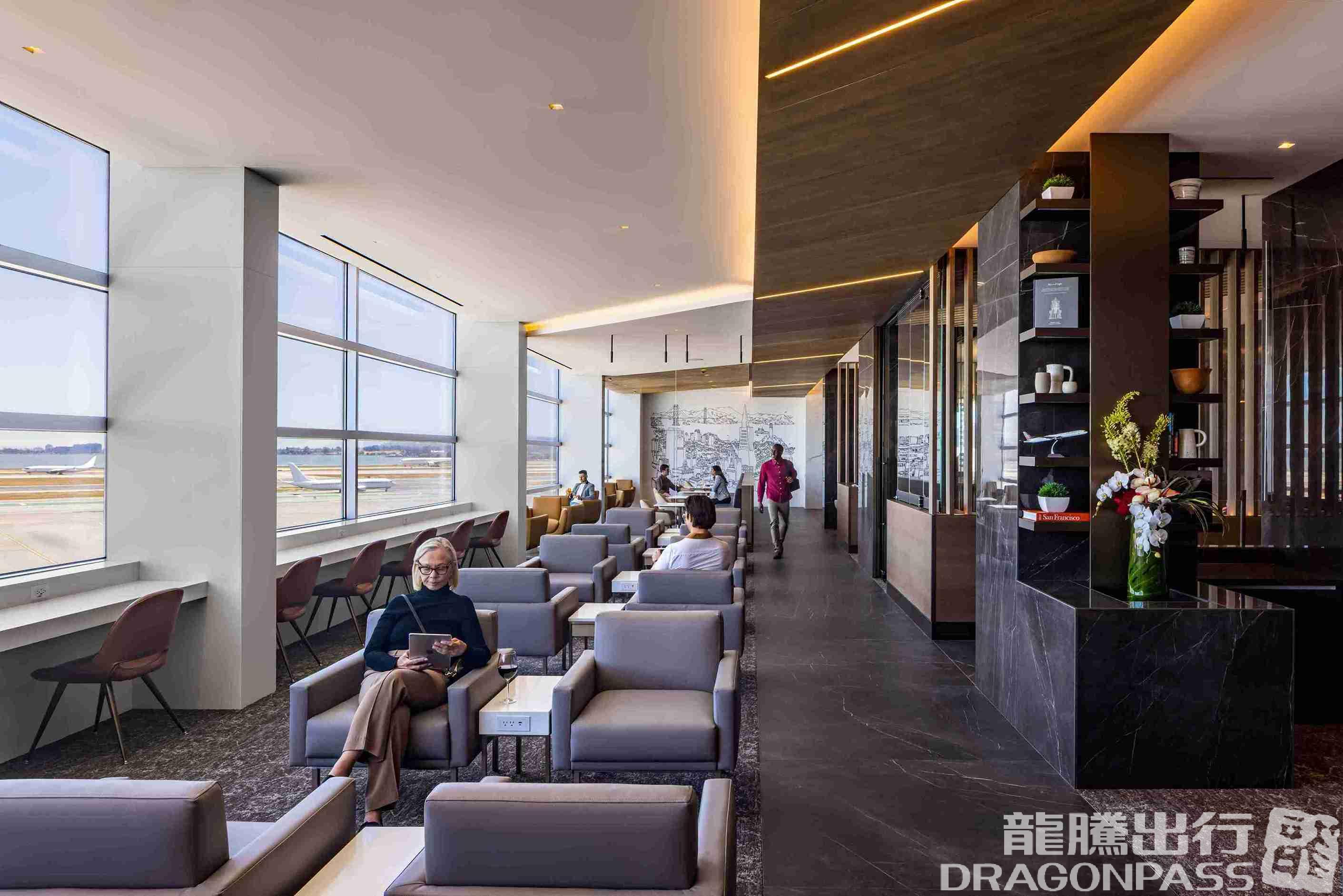Maple Leaf Lounge business lounge at San Francisco International Airport (SFO)