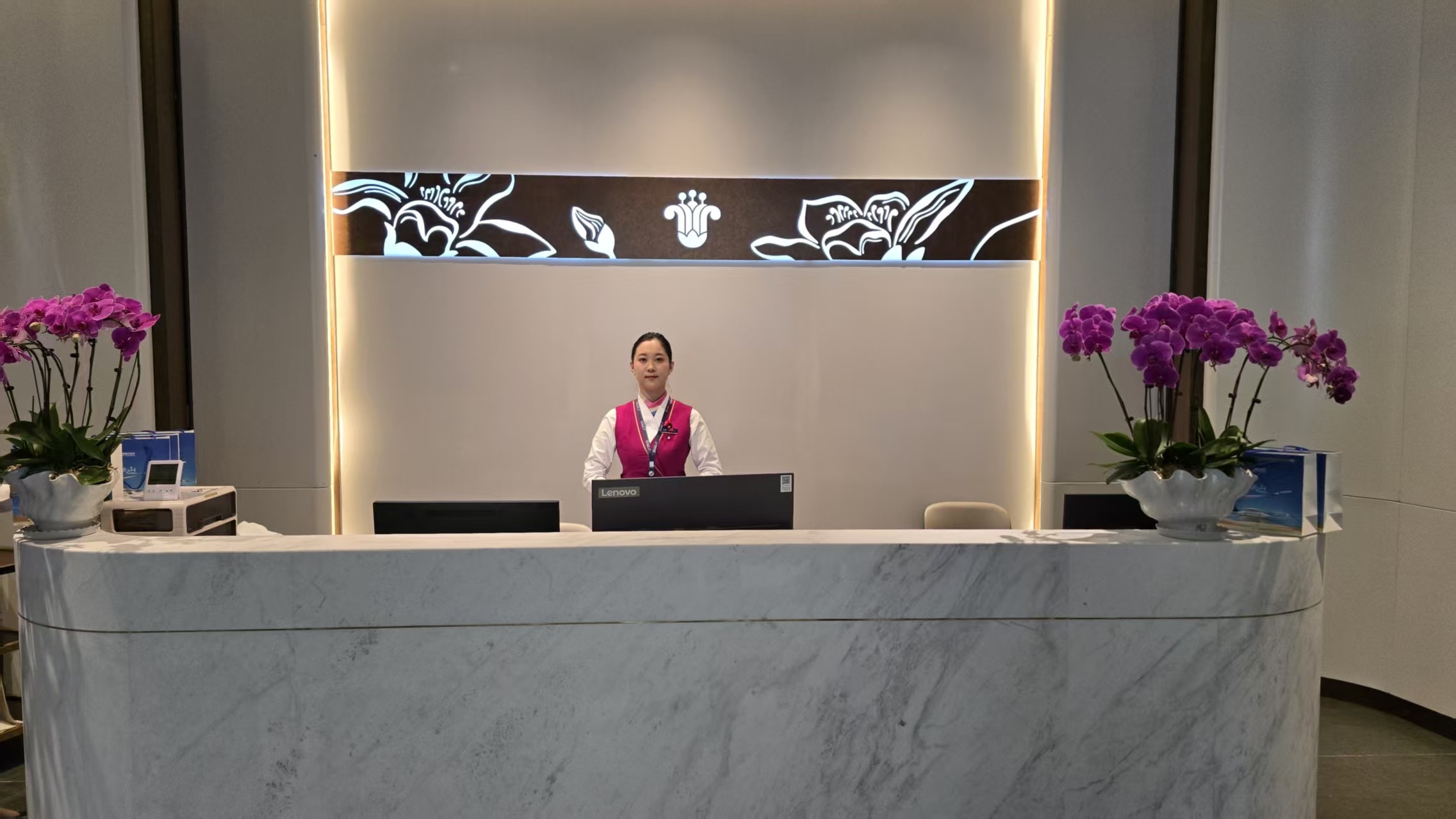 China Southern Airlines Kapok Lounge (International) business lounge at Urumqi Diwopu International Airport (URC)