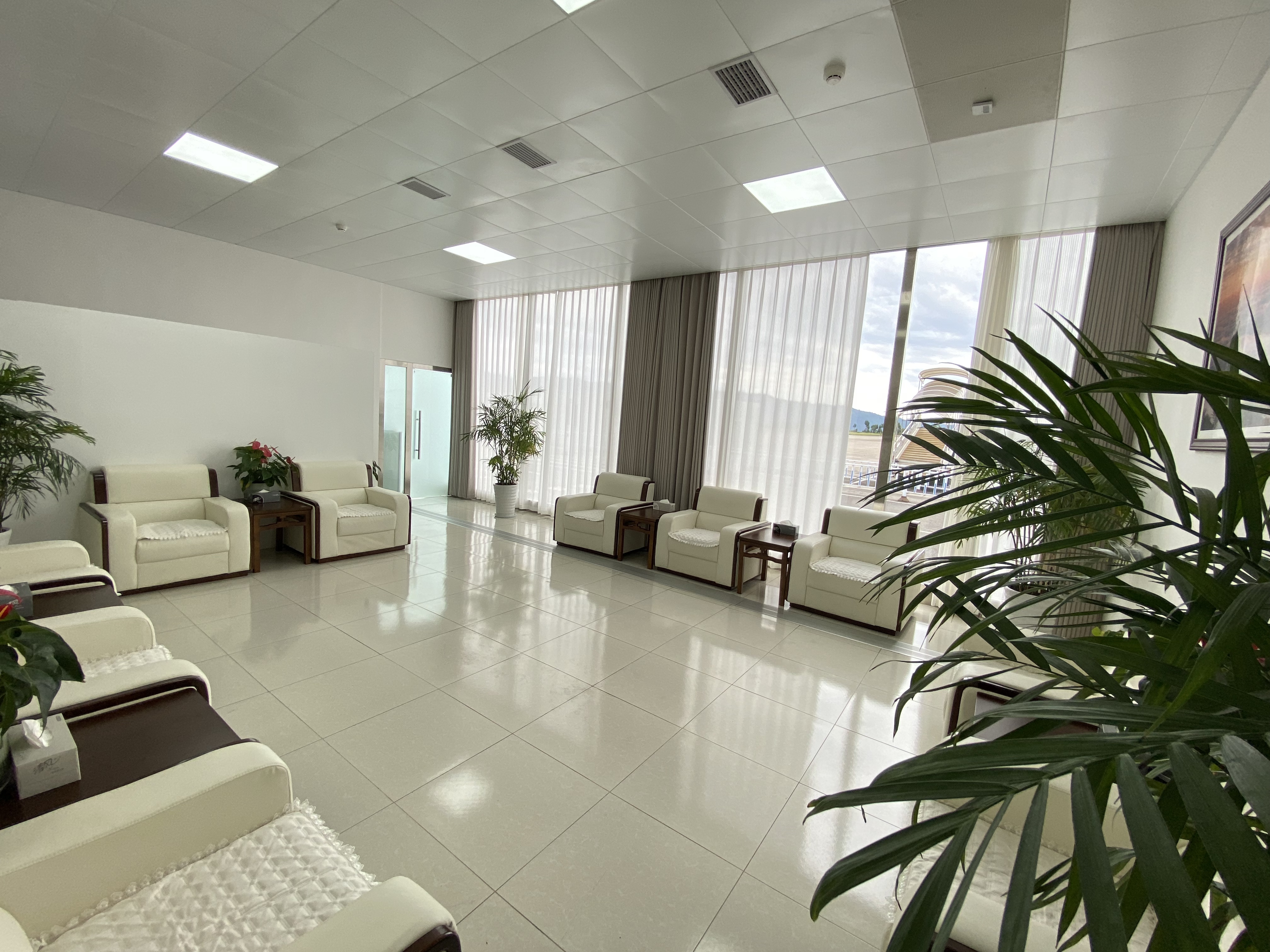 First Class/Business Class Lounge business lounge at Panlong Airport (GYS)