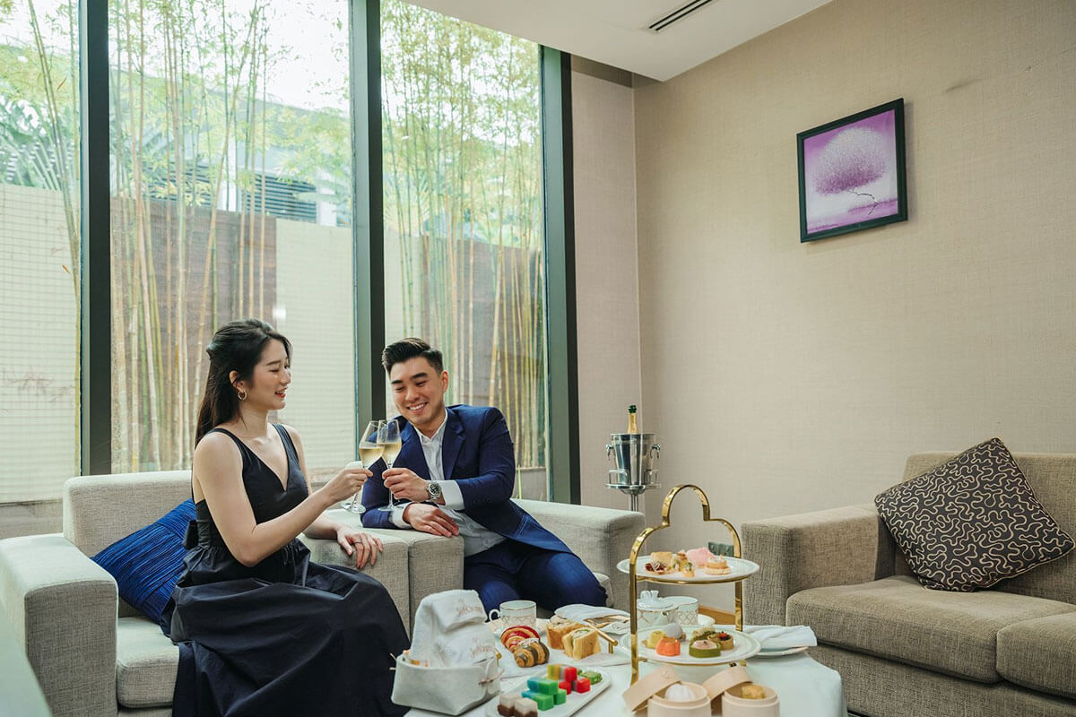 CIP Terminal QuaySide vip lounge at Changi International Airport (SIN)
