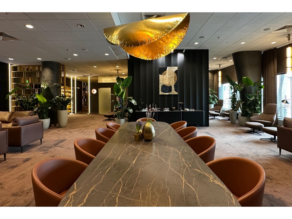 Full VIP vip lounge at Frederic Chopin Airport (WAW)