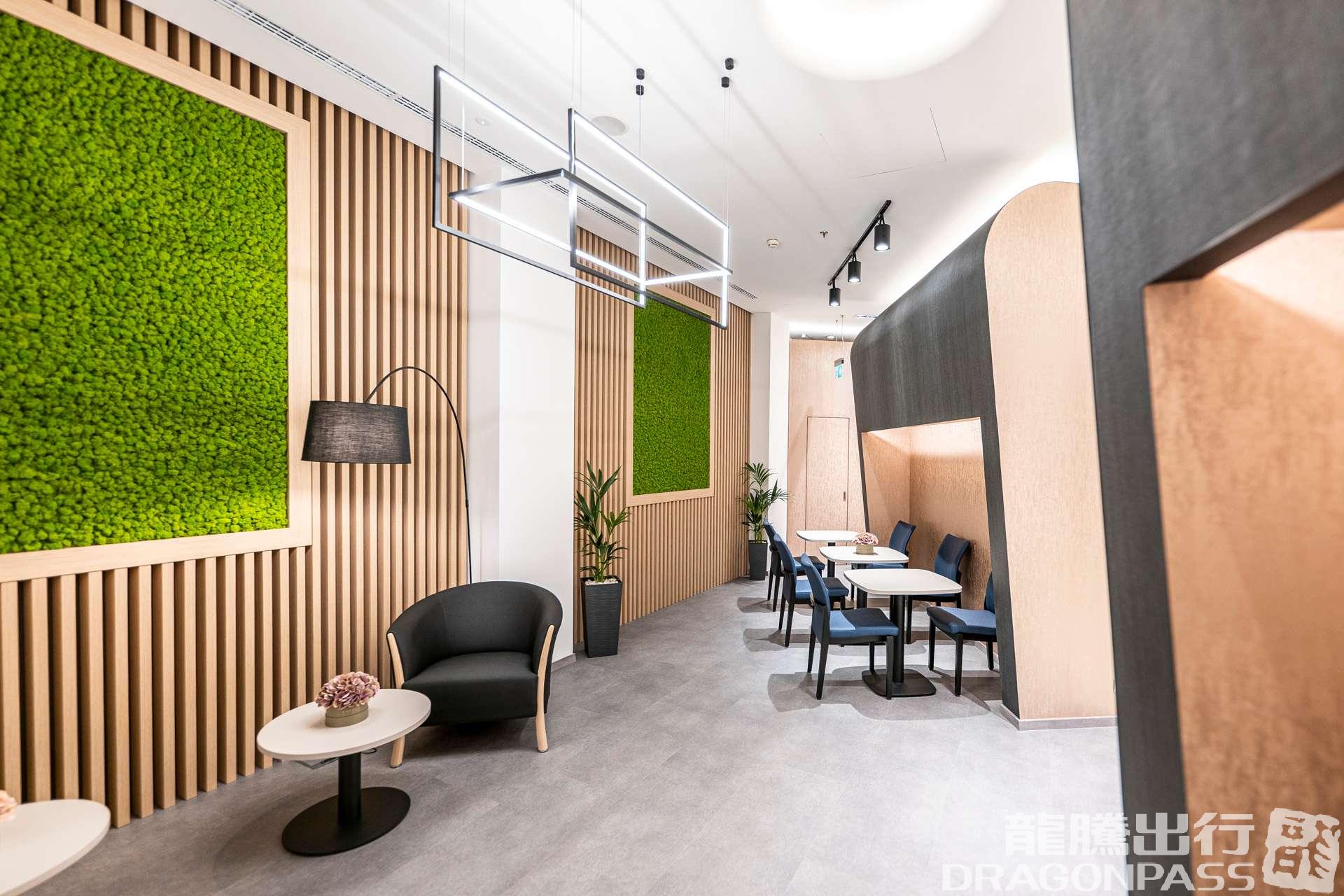 SkyCourt Lounge business lounge at Budapest Ferenc Liszt International Airport (BUD)