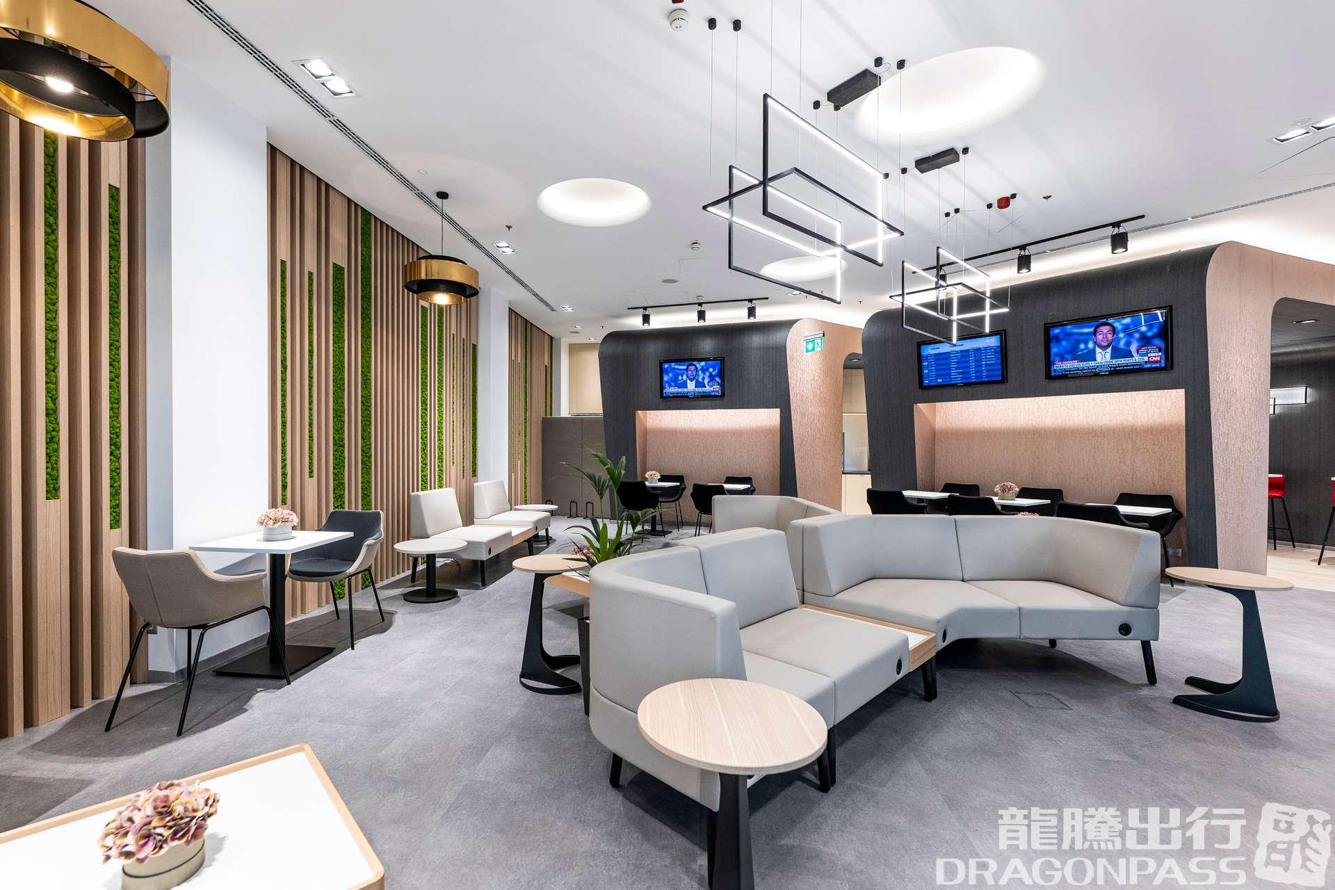 SkyCourt Lounge business lounge at Budapest Ferenc Liszt International Airport (BUD)