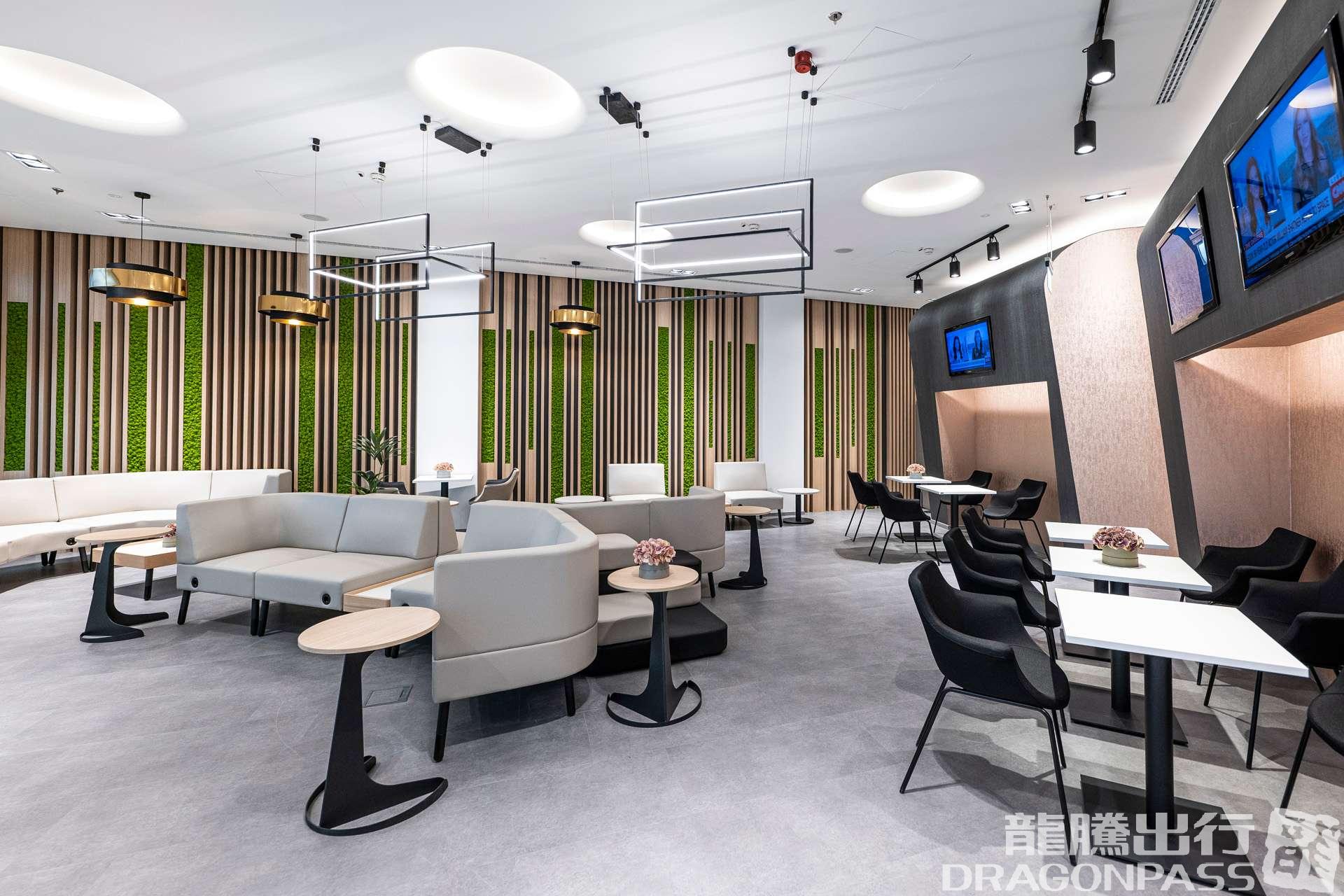 SkyCourt Lounge business lounge at Budapest Ferenc Liszt International Airport (BUD)