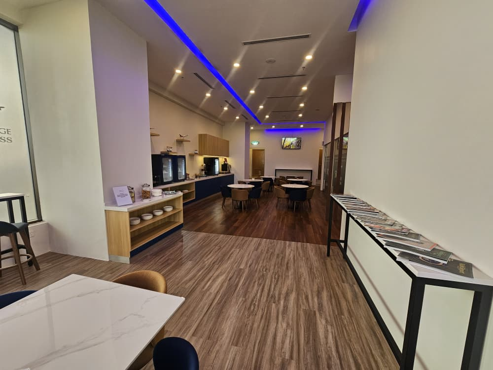 SKY LOUNGE XPRESS business lounge at Sultan Abdul Aziz Shah Airport (SZB)