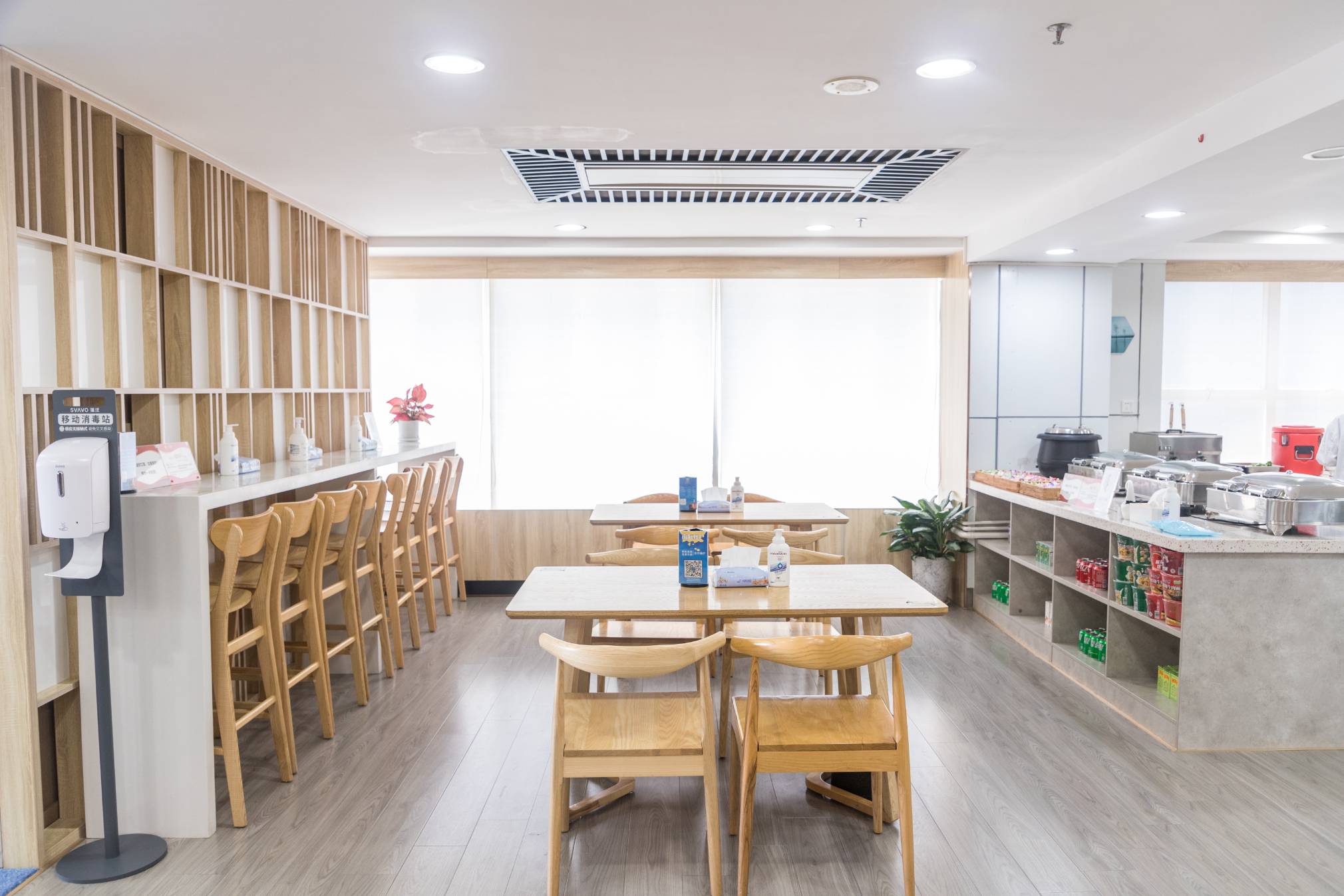 South Airlines First Class and Business Class Pearl Member Lounge business lounge at Zhuhai Jinwan Airport (ZUH)