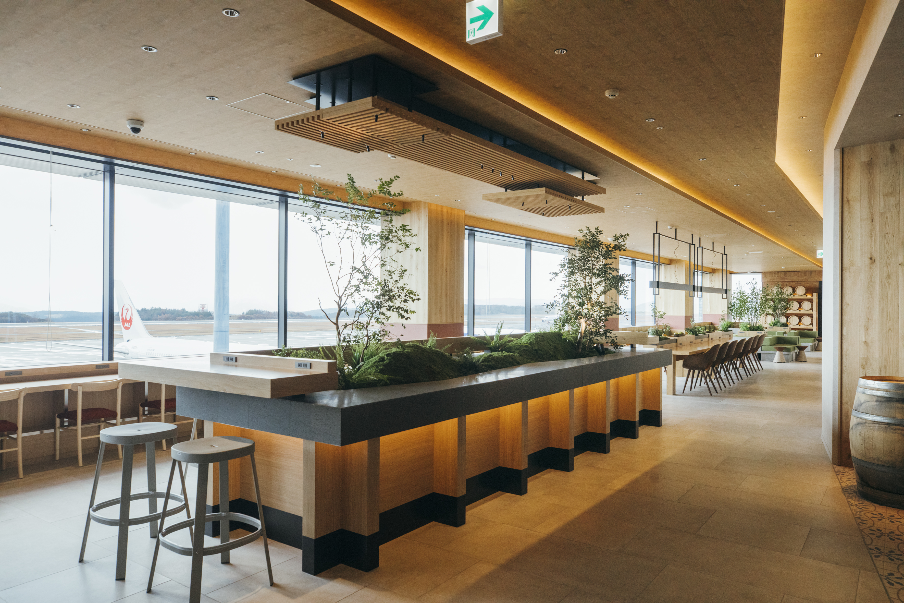 Yamanami Villa business lounge at Hiroshima Airport (HIJ)