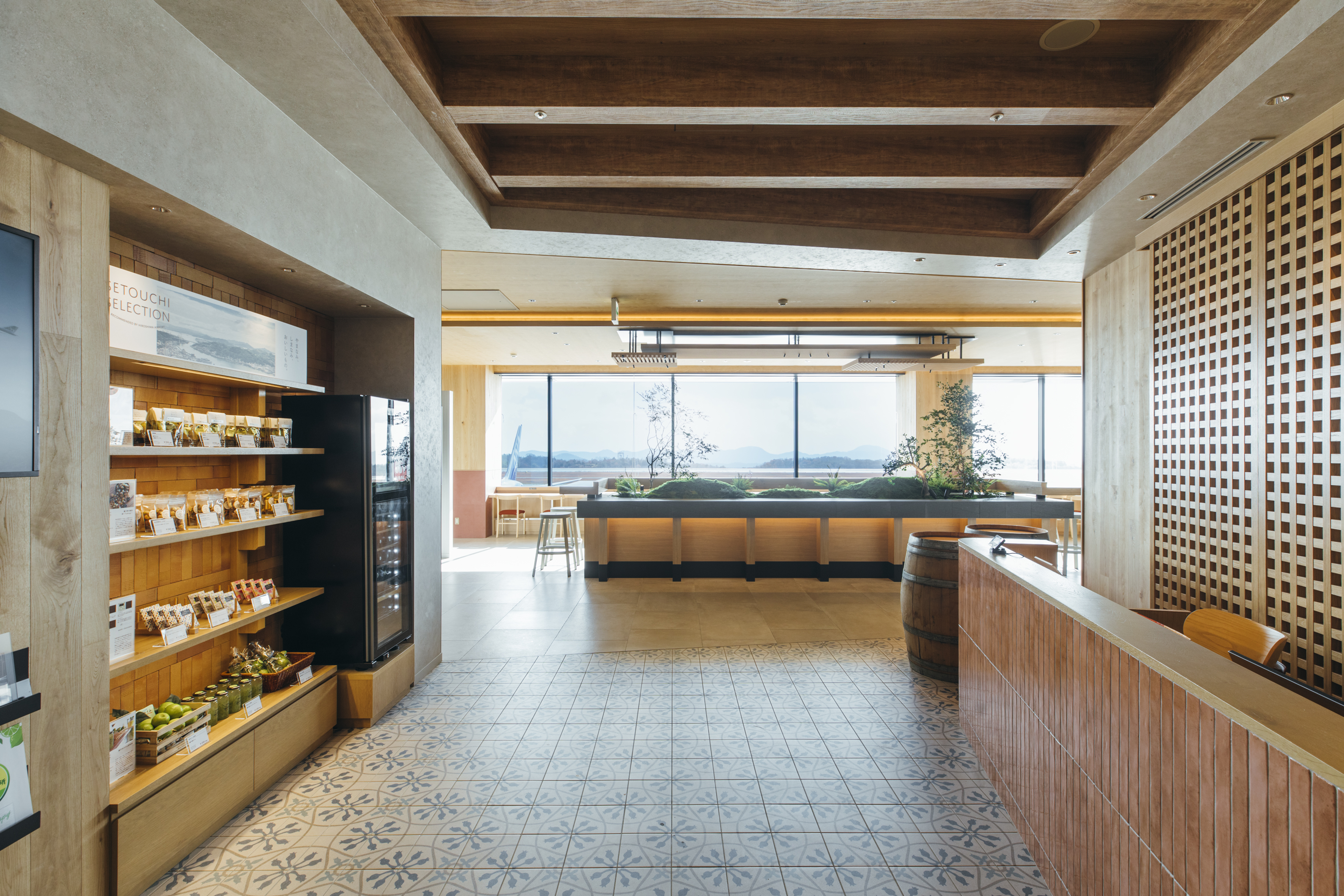 Yamanami Villa business lounge at Hiroshima Airport (HIJ)