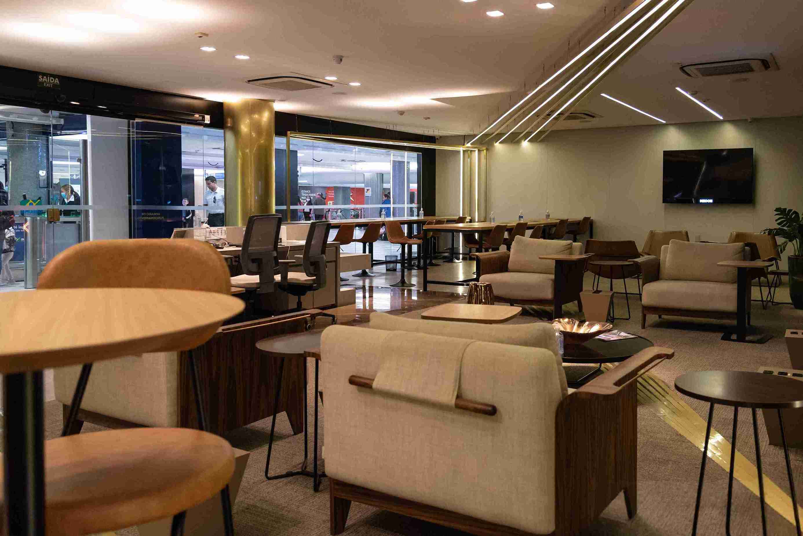 Esmeralda Lounge - Sao Paulo business lounge at Sao Paulo Congonhas Airport (CGH)