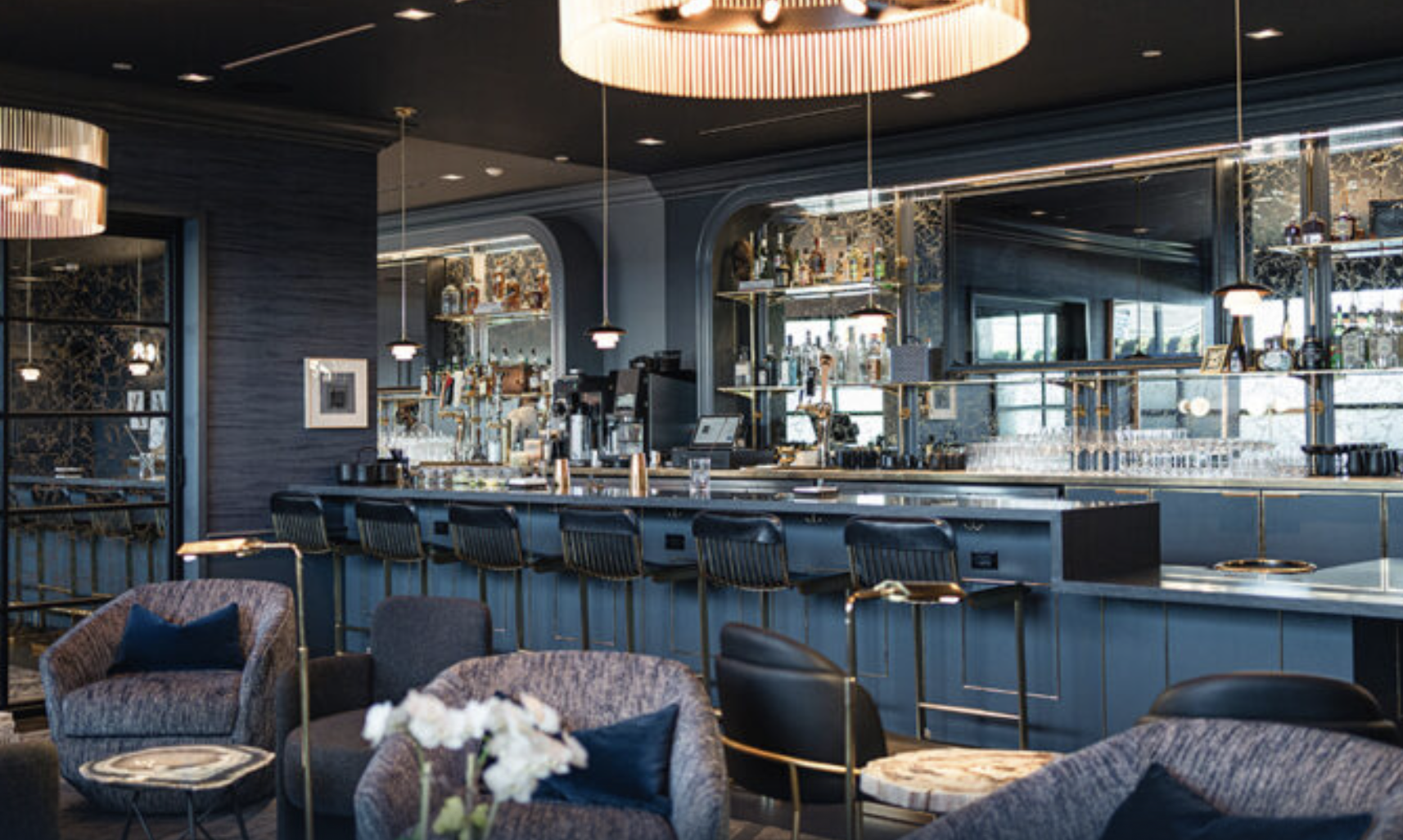 The Salon Full VIP vip lounge at Hartsfield-Jackson Atlanta International Airport (ATL)