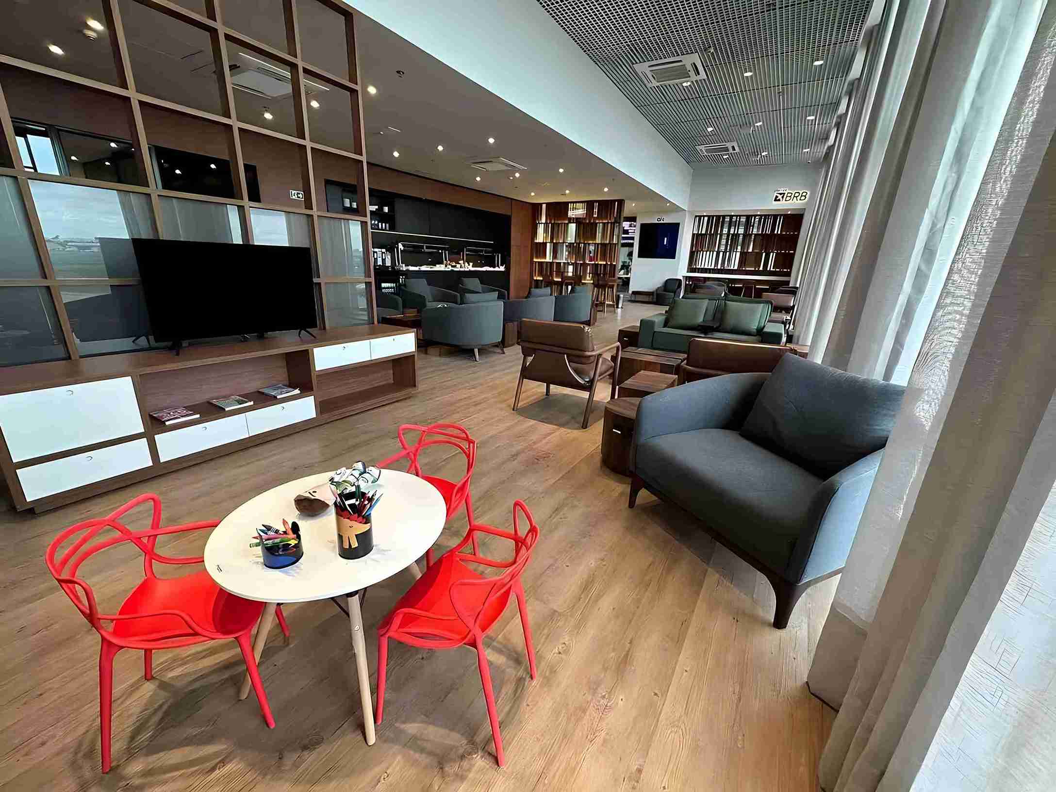 Emerald VIP Lounge - Santa Genoveva business lounge at Santa Genoveva Airport (GYN)