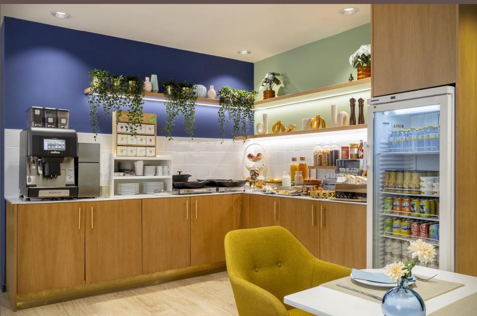 Aerotel Madrid - The Hub business lounge at Adolfo Suarez Madrid-Barajas Airport (MAD)