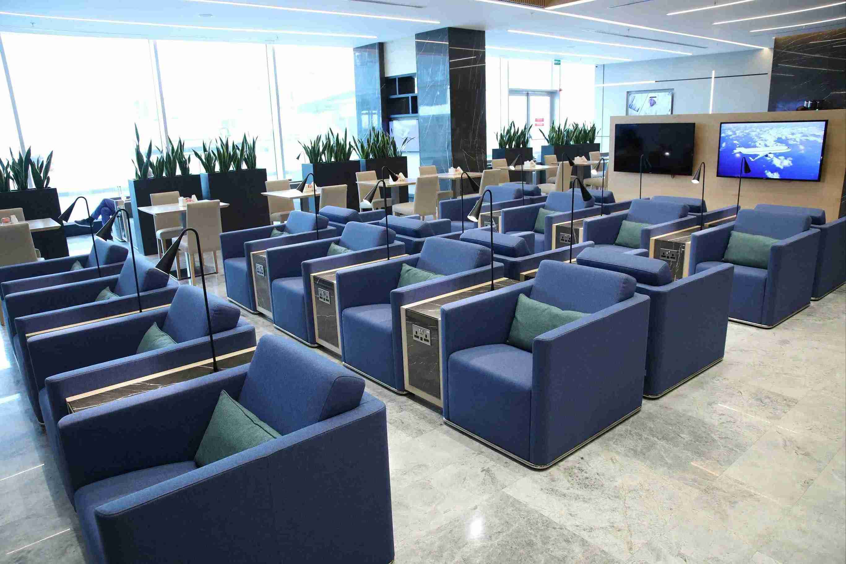 Al Mubarakiya Lounge business lounge at Kuwait International Airport (KWI)