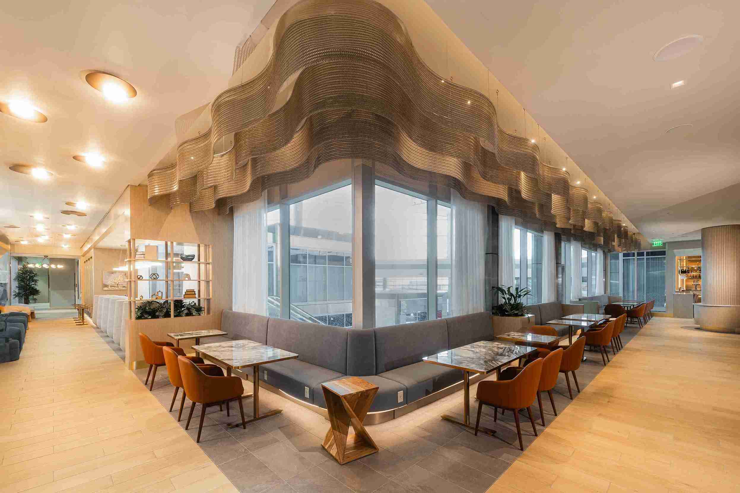 Plaza Premium Lounge business lounge at Dallas/Fort Worth International Airport (DFW)