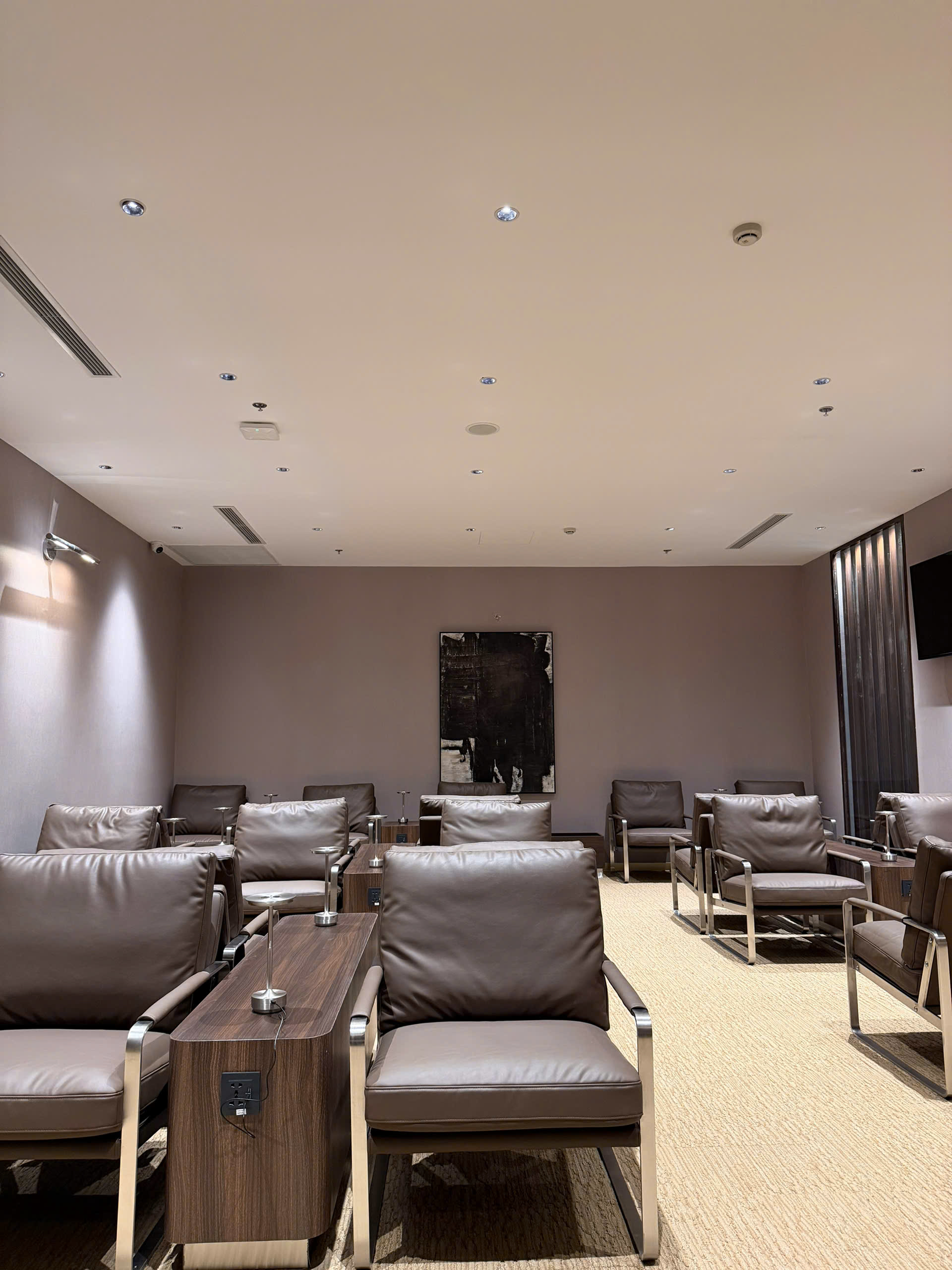 SH Premium Lounge Ha Noi 3 business lounge at Noi Bai International Airport (HAN)