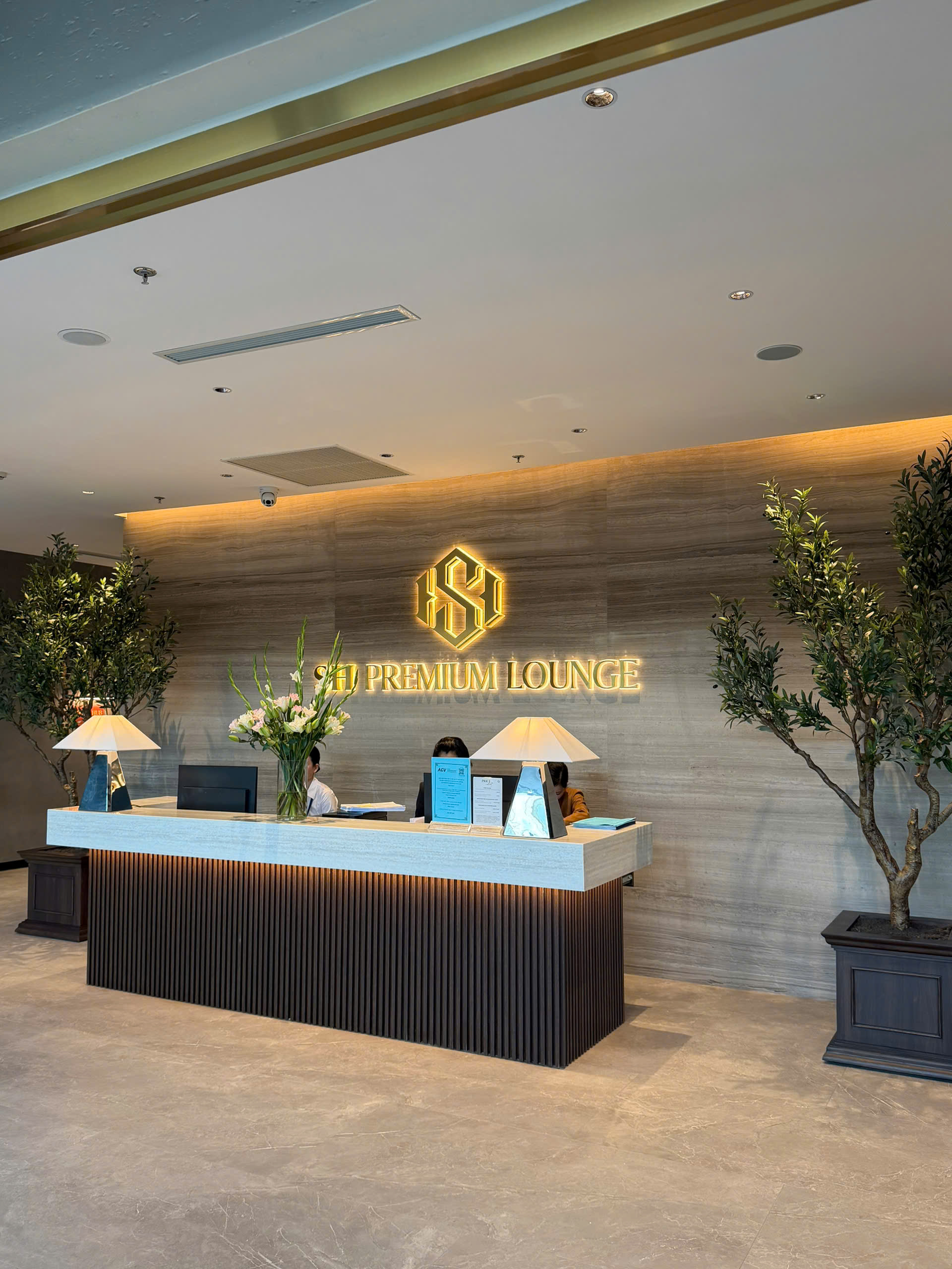 SH Premium Lounge Ha Noi 3 business lounge at Noi Bai International Airport (HAN)