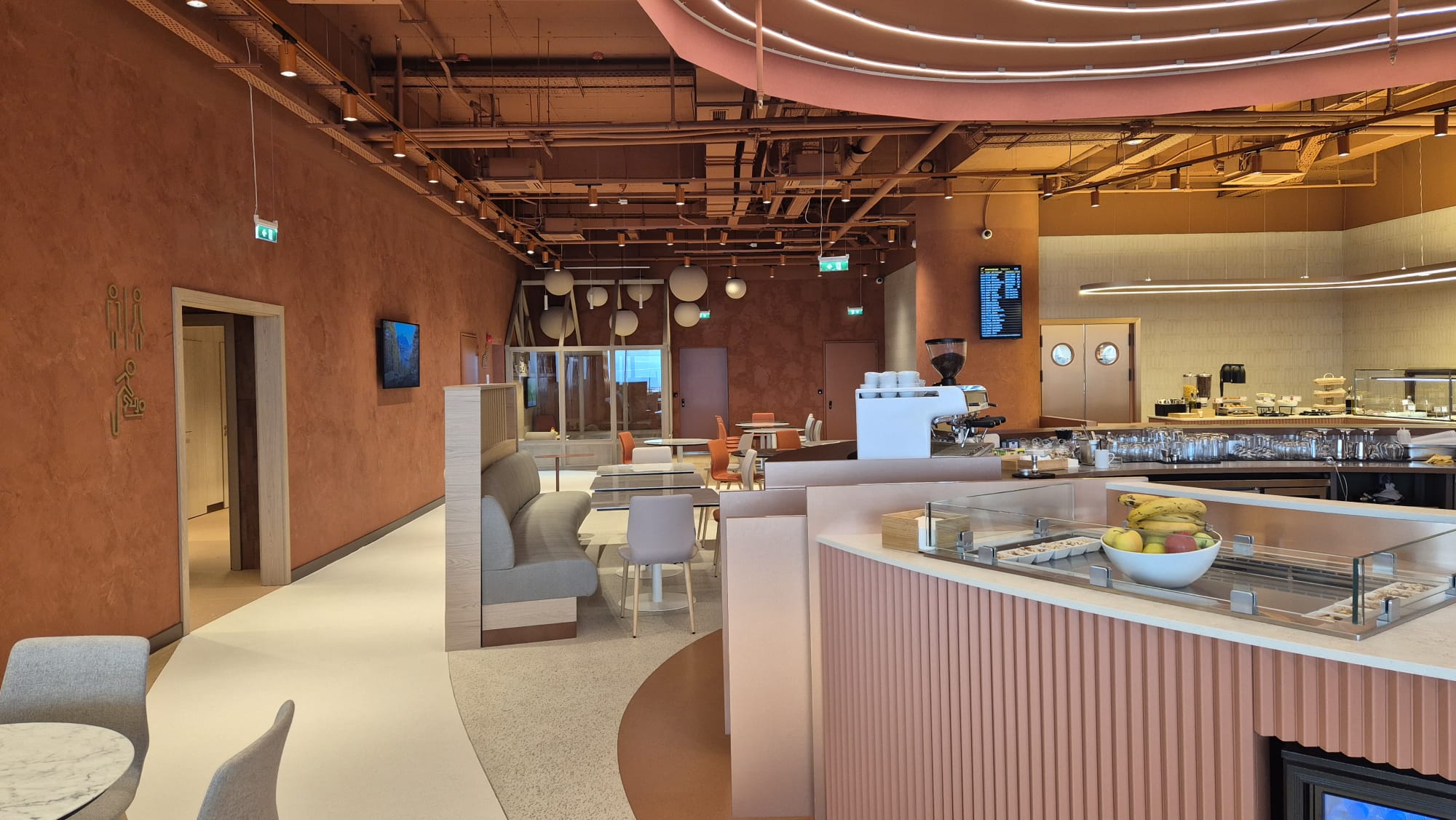 Primeclass Lounge business lounge at Sofia International Airport (SOF)